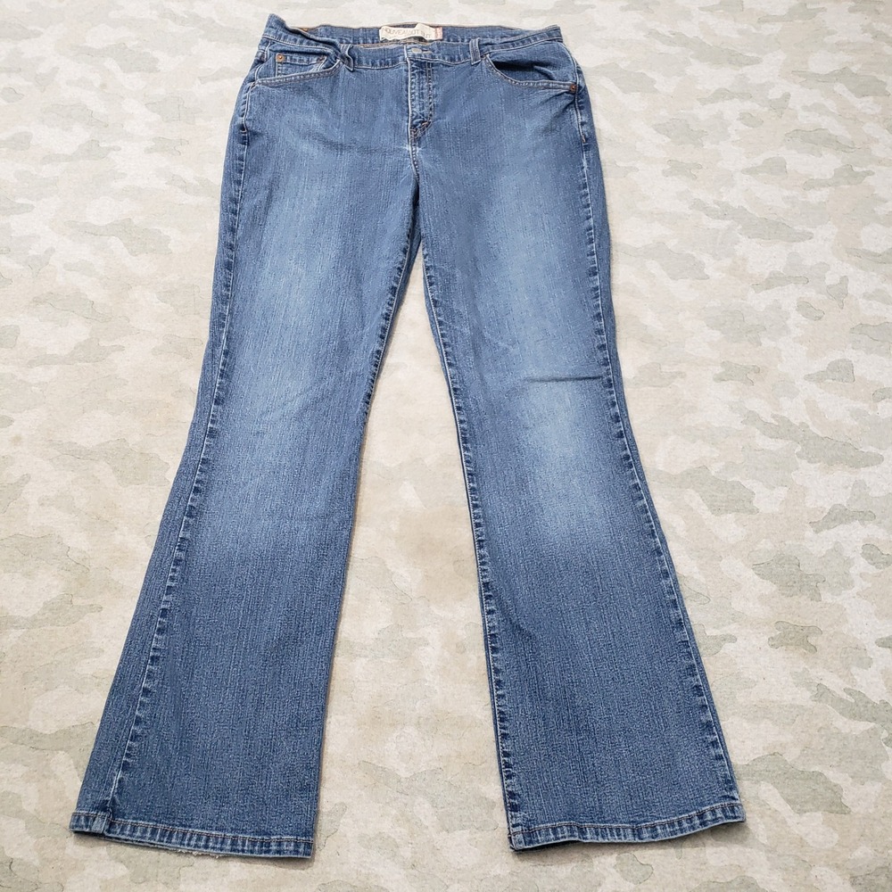 Vintage Levi's 515 Jeans Womens 12 Blue Bootcut Nouveau Denim Medium Wash